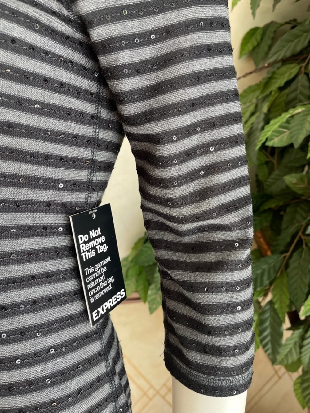 EXPRESS BLACK & GRAY SEQUIN STRIPE DRESS - Picture 9 of 11